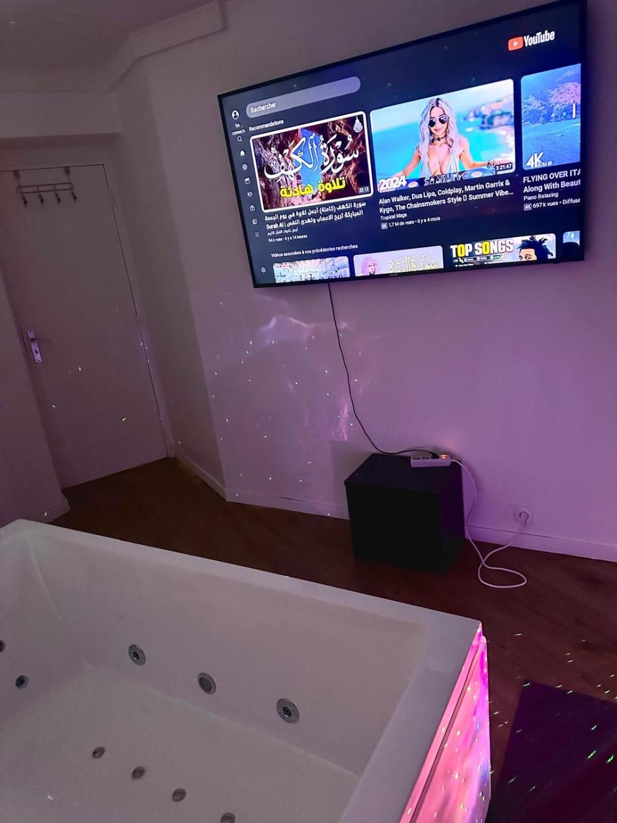 Paris La Defense - Santorin Apartment With Jacuzzi Courbevoie Extérieur photo